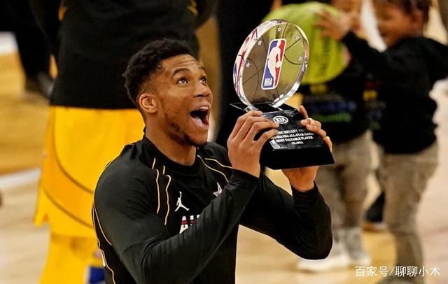 后防线的密 后防线的密