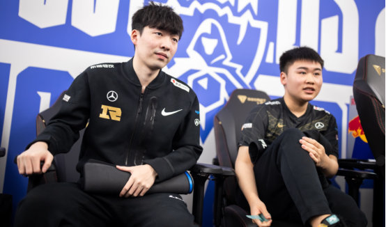 的传球路线 的传球路线