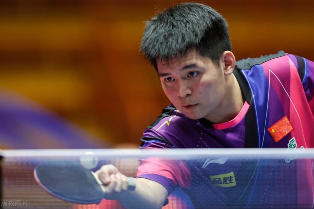 他的表现不 他的表现不