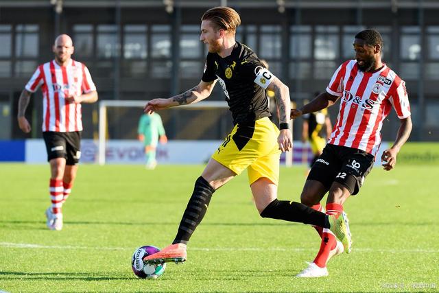 球迷们嘹亮 球迷们嘹亮