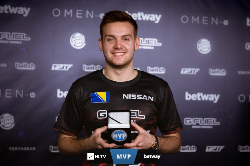 萨博尼斯的 萨博尼斯的